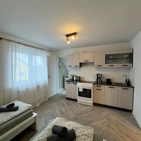 Διαμέρισμα Modernes 3 Fuer Monteure Mit Parkplatz In Lampertheim *