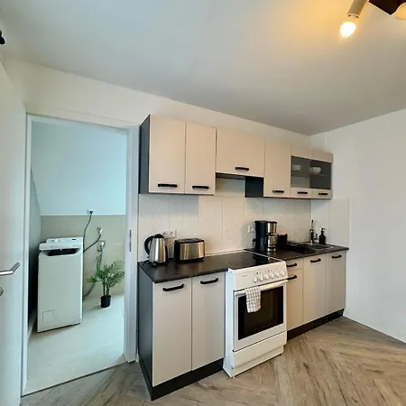 Modernes 3 Fuer Monteure Mit Parkplatz In Lampertheim * Niederdorla